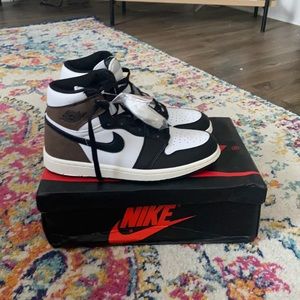 Air Jordan 1 Retro Dark Mocha